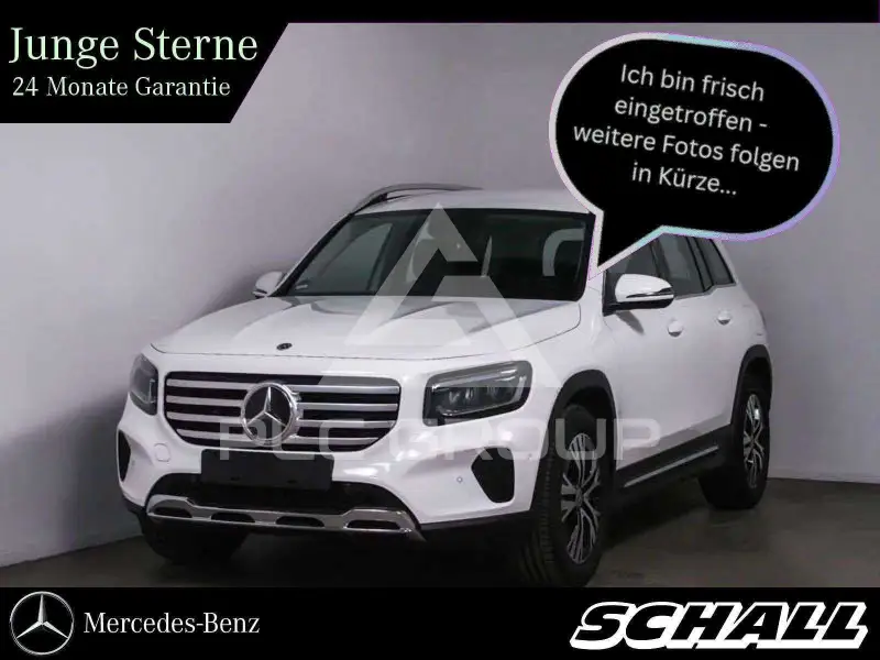 2025 Mercedes Benz GLB 180