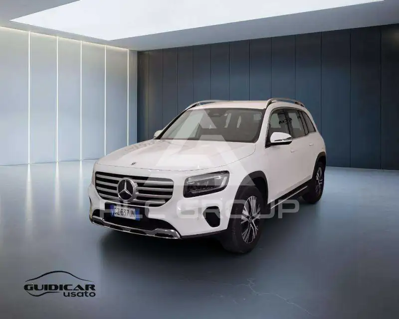 2025 Mercedes Benz GLB 180