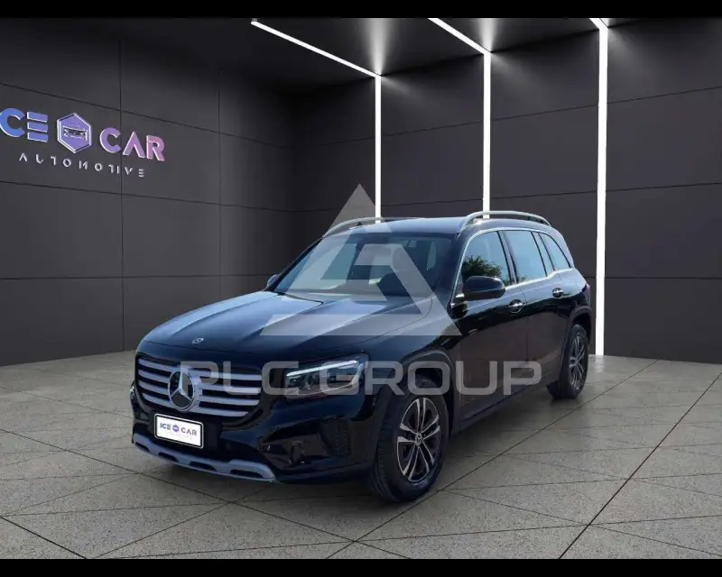 2025 Mercedes Benz GLB 180