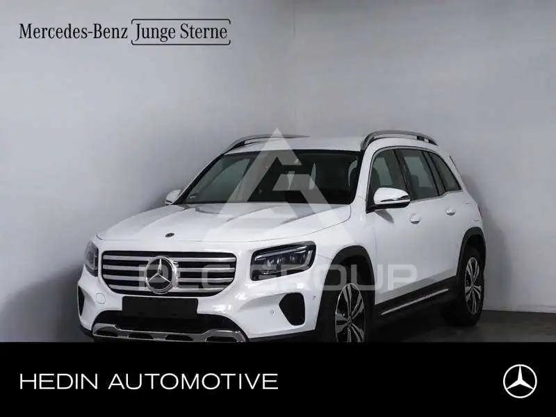 2025 Mercedes Benz GLB 180