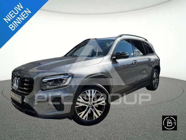 2025 Mercedes Benz GLB 180