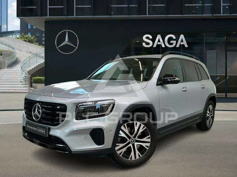 2025 Mercedes Benz GLB 180
