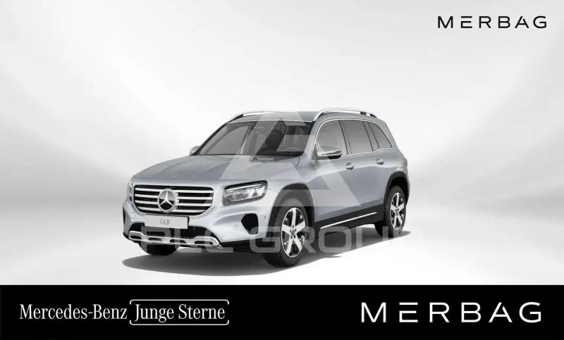 2025 Mercedes Benz GLB 180