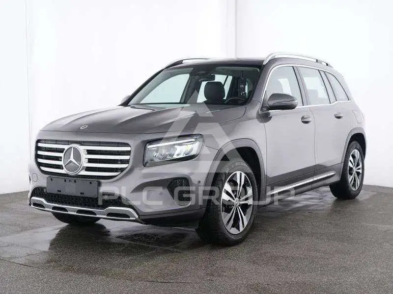 2025 Mercedes Benz GLB 180