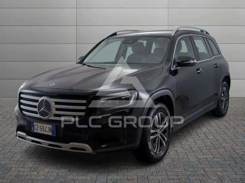 2025 Mercedes Benz GLB 180