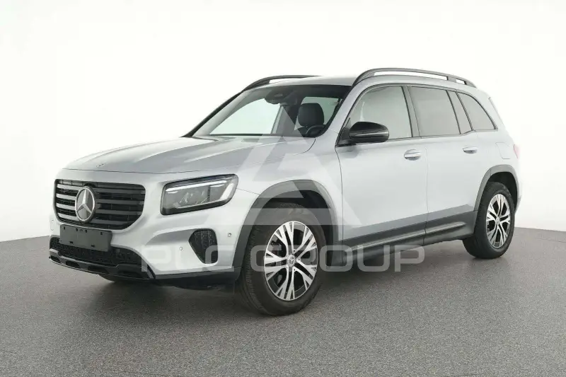 2025 Mercedes Benz GLB 180