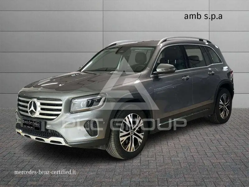 2025 Mercedes Benz GLB 180
