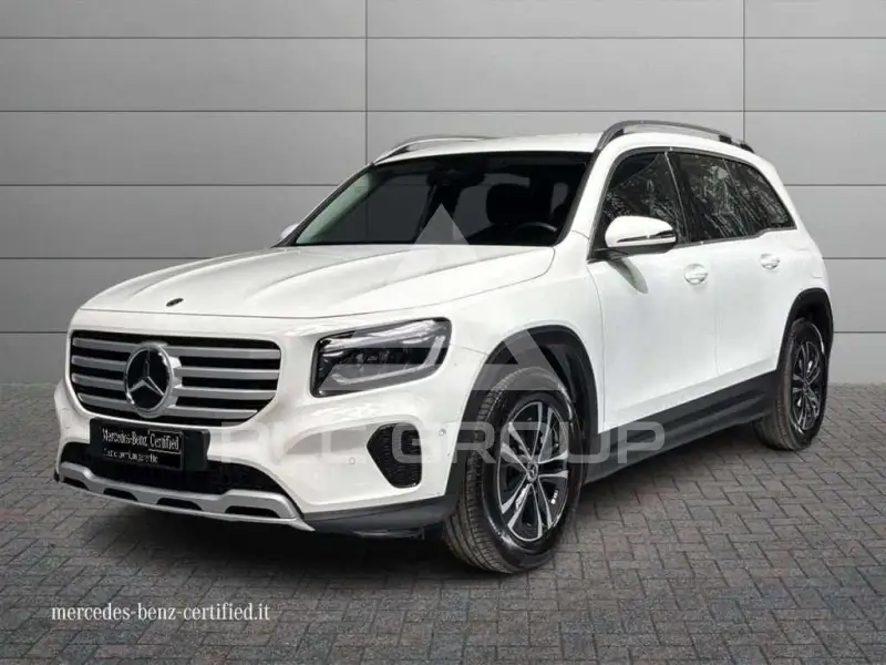 2025 Mercedes Benz GLB 180