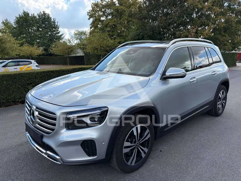 2025 Mercedes Benz GLB 180