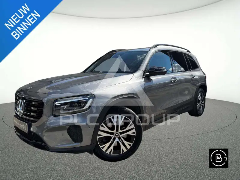 2025 Mercedes Benz GLB 180