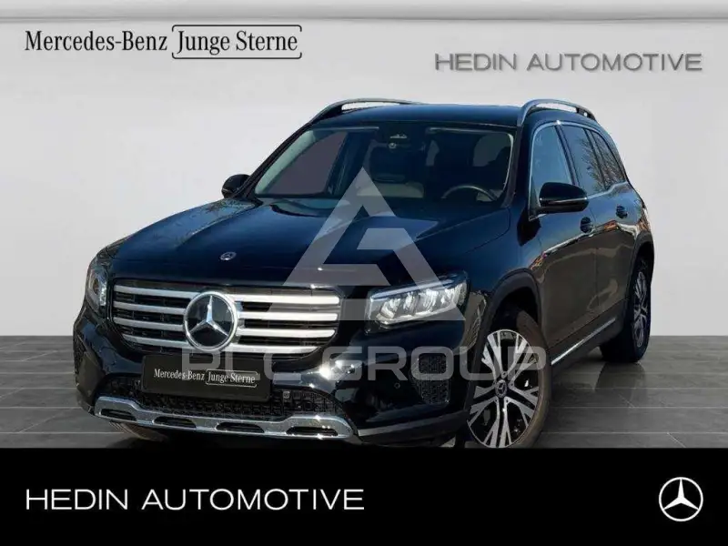 2025 Mercedes Benz GLB 180