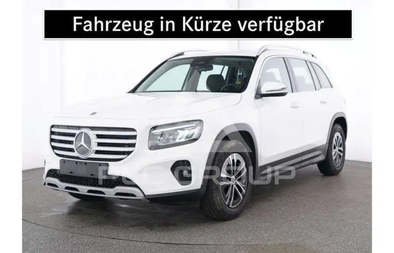 2025 Mercedes Benz GLB 180