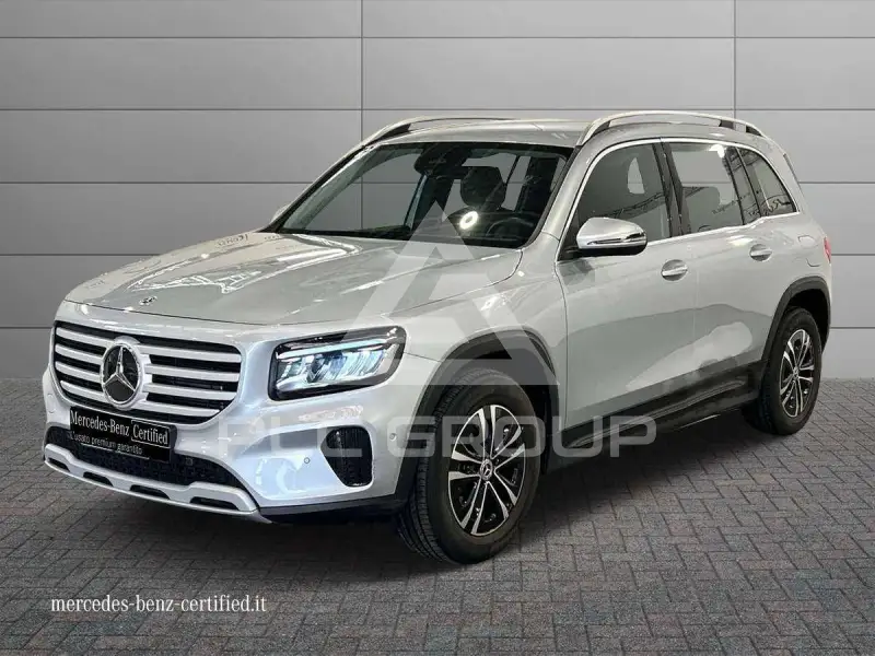 2025 Mercedes Benz GLB 180