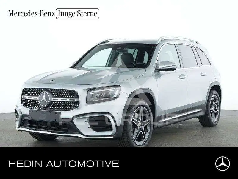 2025 Mercedes Benz GLB 180