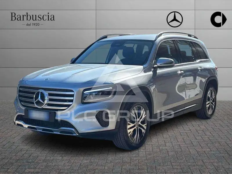 2025 Mercedes Benz GLB 180