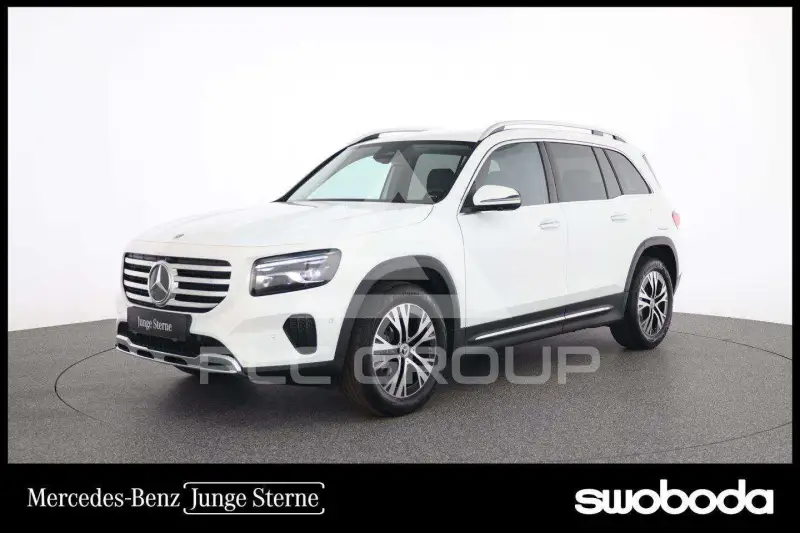 2025 Mercedes Benz GLB 180