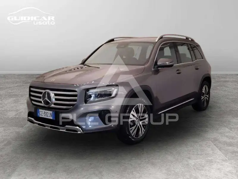 2025 Mercedes Benz GLB 180