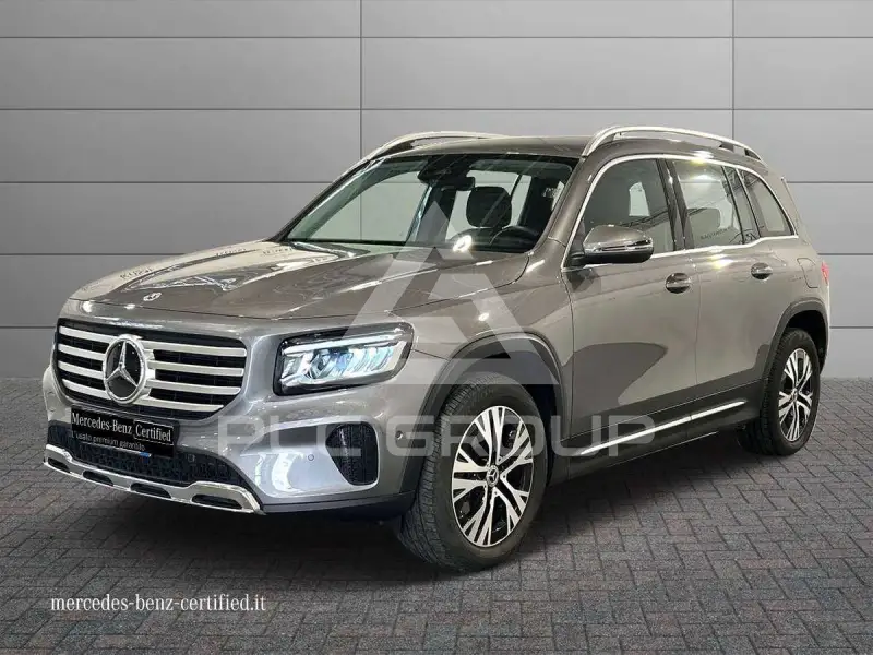 2025 Mercedes Benz GLB 180