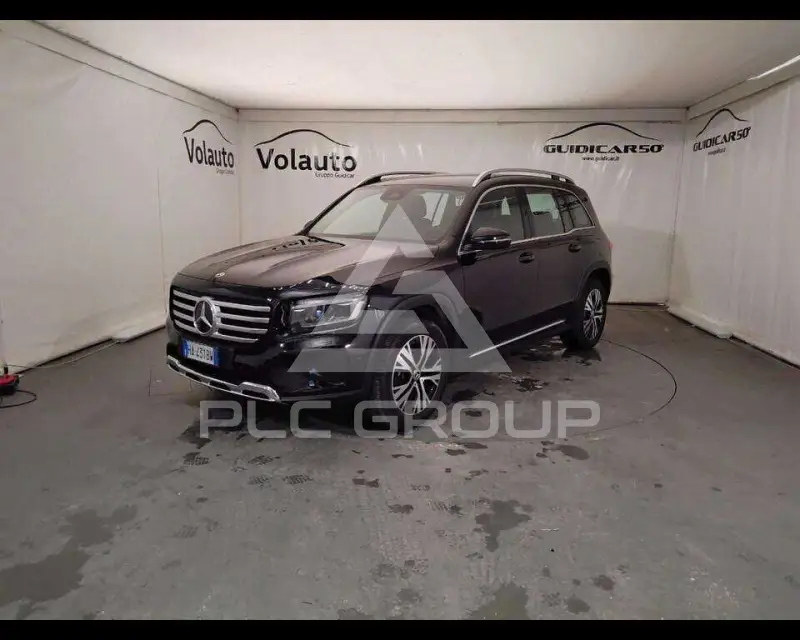 2025 Mercedes Benz GLB 180