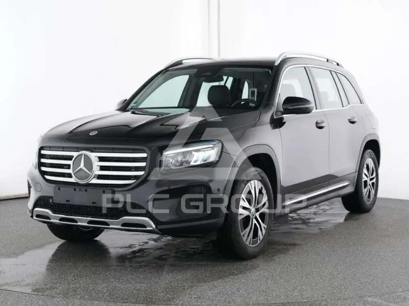 2025 Mercedes Benz GLB 180