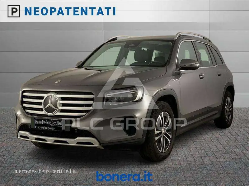 2025 Mercedes Benz GLB 180