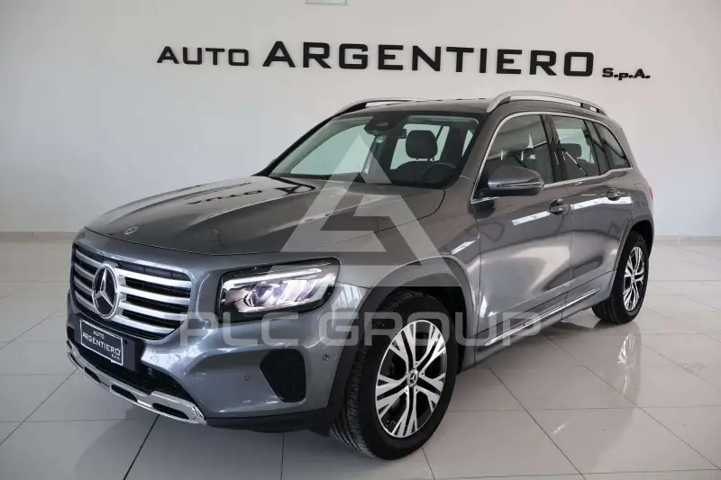 2025 Mercedes Benz GLB 180