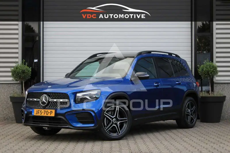 2025 Mercedes Benz GLB 180