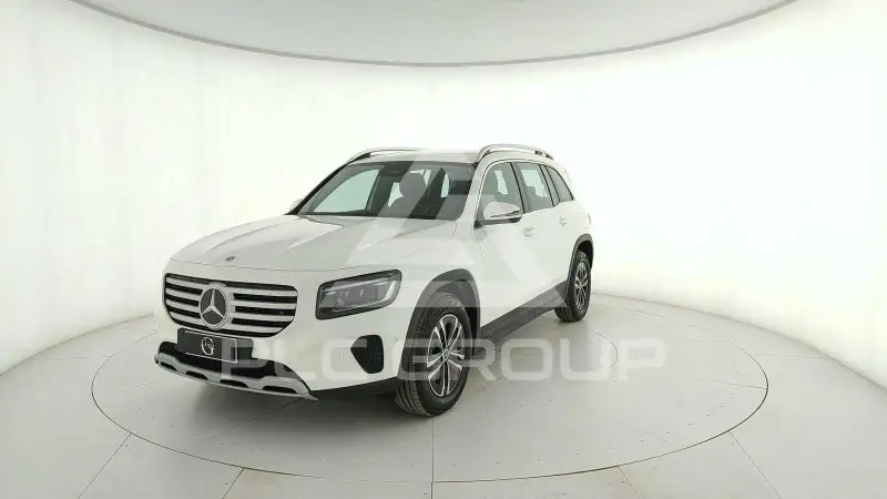 2025 Mercedes Benz GLB 180