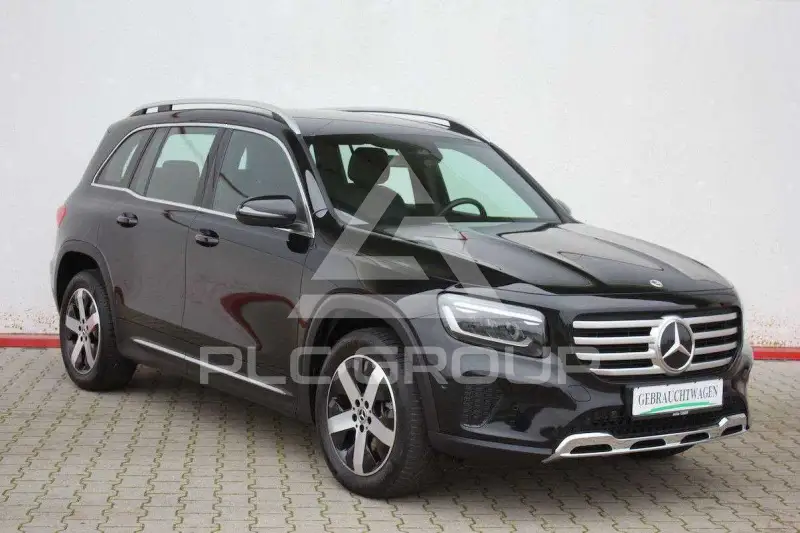 2025 Mercedes Benz GLB 180