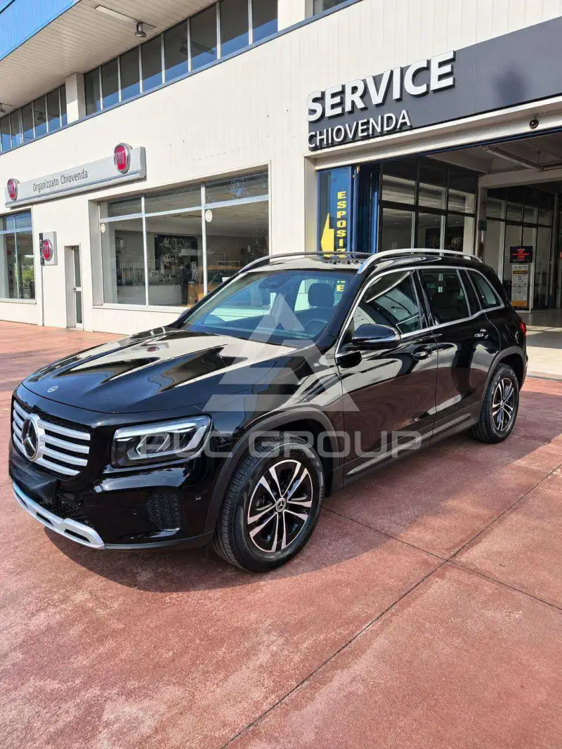 2025 Mercedes Benz GLB 180