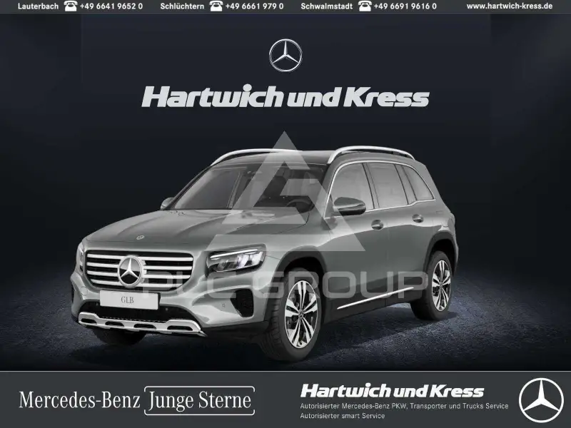 2025 Mercedes Benz GLB 180