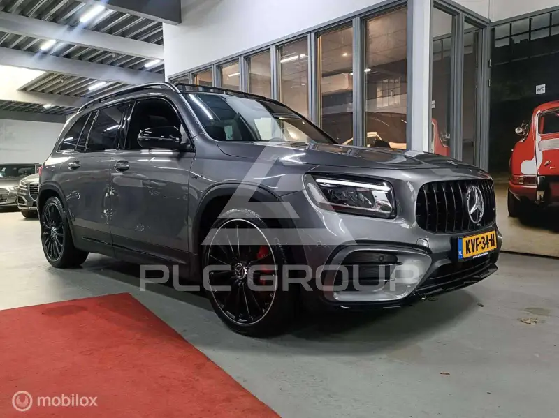 2025 Mercedes Benz GLB 35 AMG