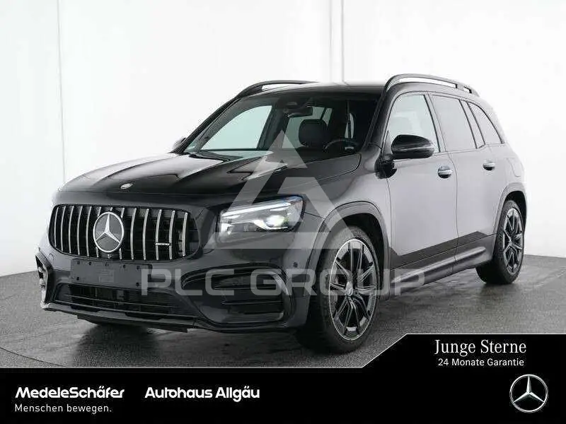 2025 Mercedes Benz GLB 35 AMG