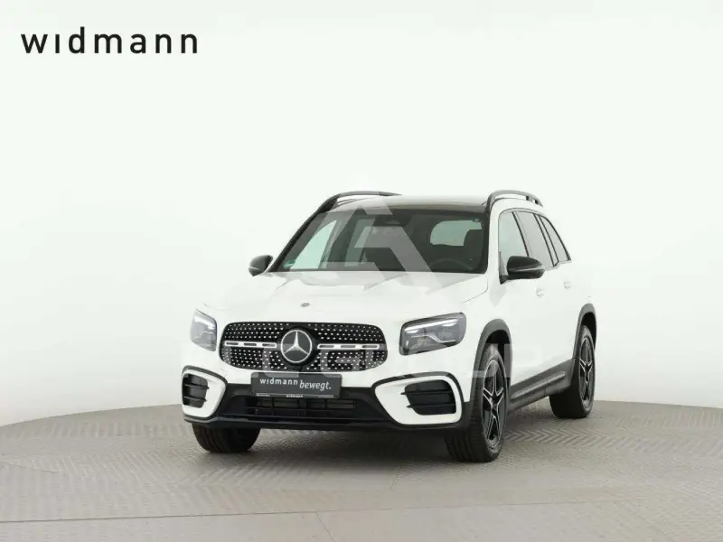 2025 Mercedes Benz GLB 220