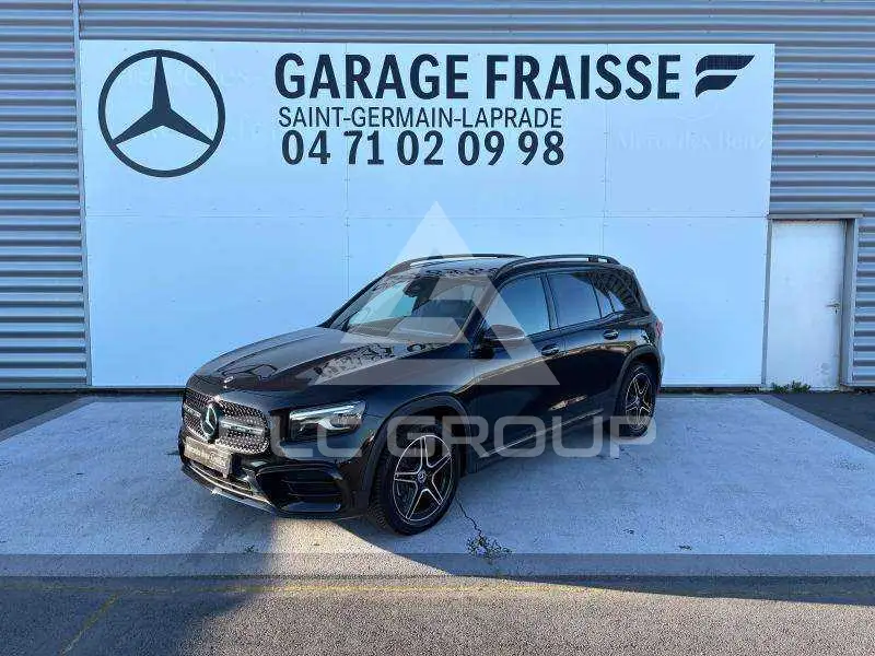 2025 Mercedes Benz GLB 220