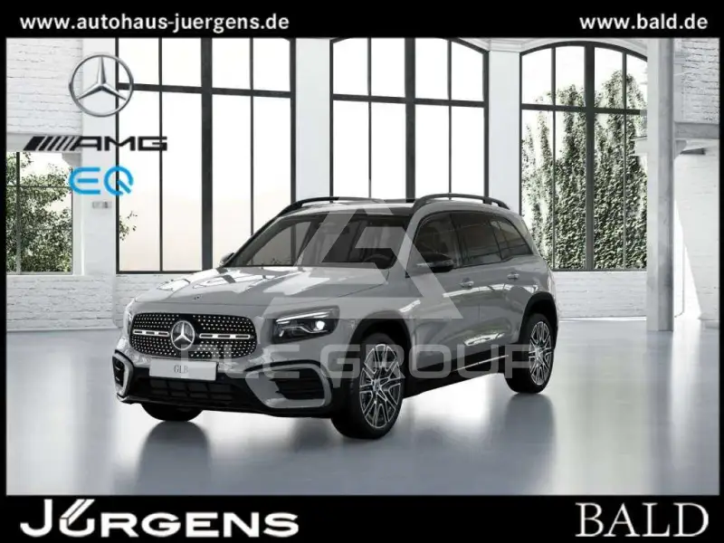 2025 Mercedes Benz GLB 220