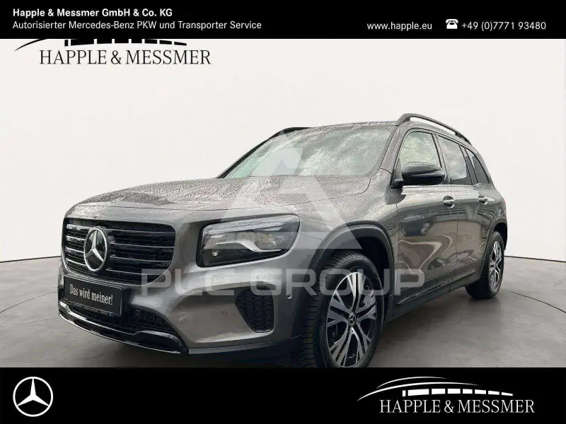 2025 Mercedes Benz GLB 220