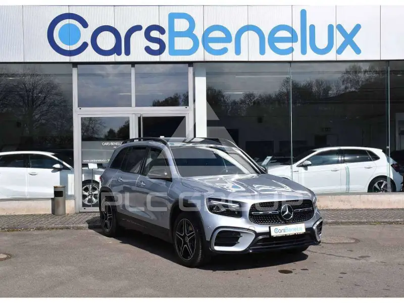 2025 Mercedes Benz GLB 220