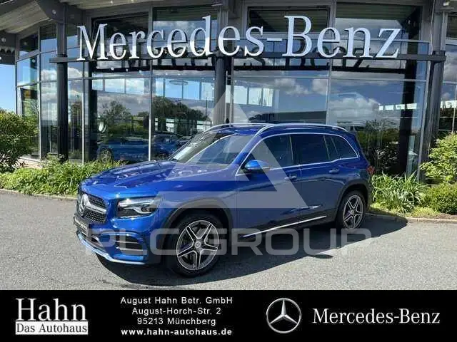 2025 Mercedes Benz GLB 220