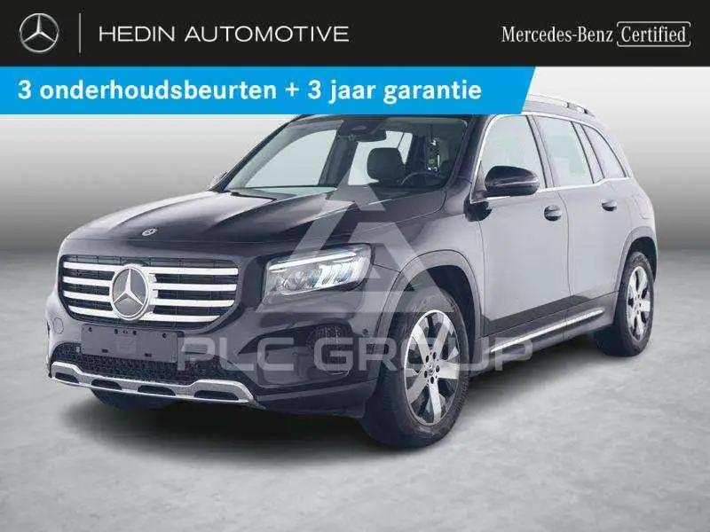 2025 Mercedes Benz GLB 220