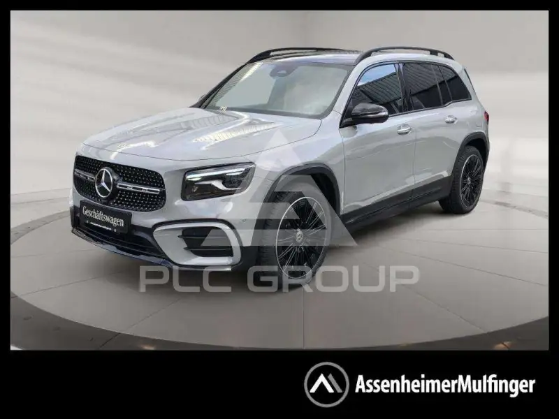 2025 Mercedes Benz GLB 220