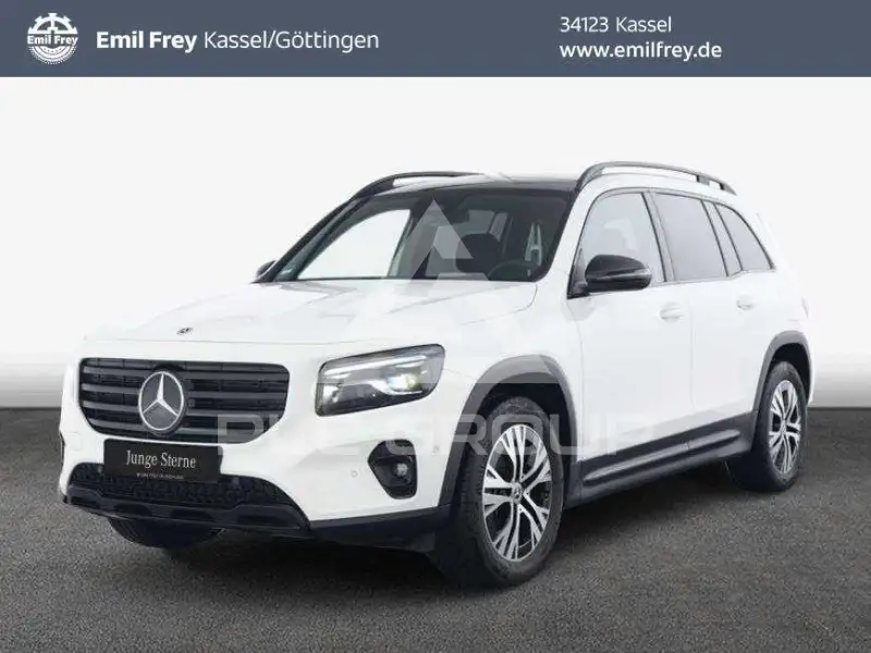2025 Mercedes Benz GLB 220