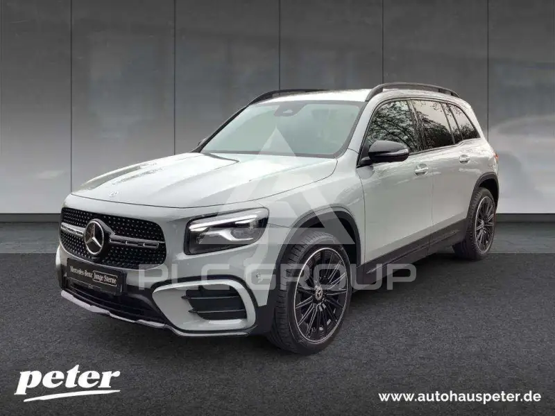 2025 Mercedes Benz GLB 220
