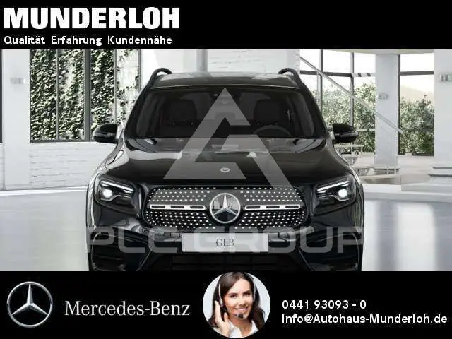 2025 Mercedes Benz GLB 220