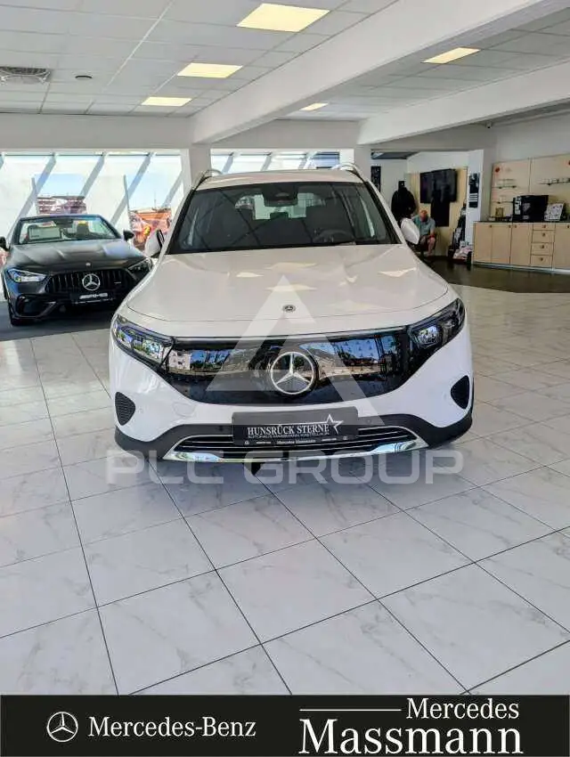 2025 Mercedes Benz EQB