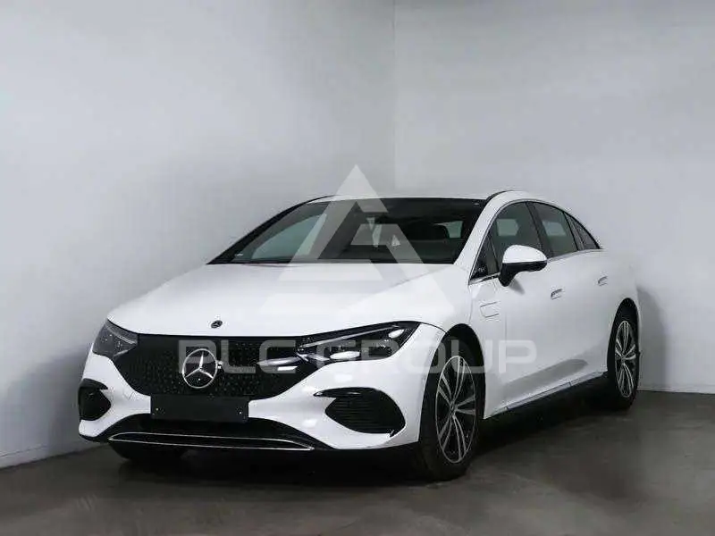 2025 Mercedes Benz EQE