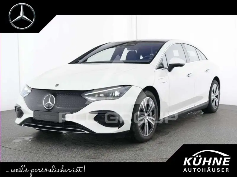 2025 Mercedes Benz EQE