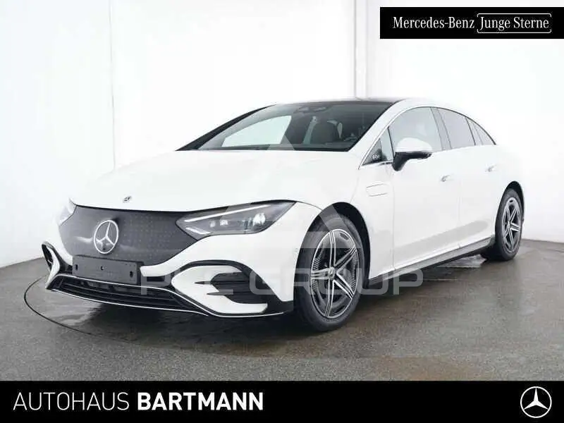 2025 Mercedes Benz EQE