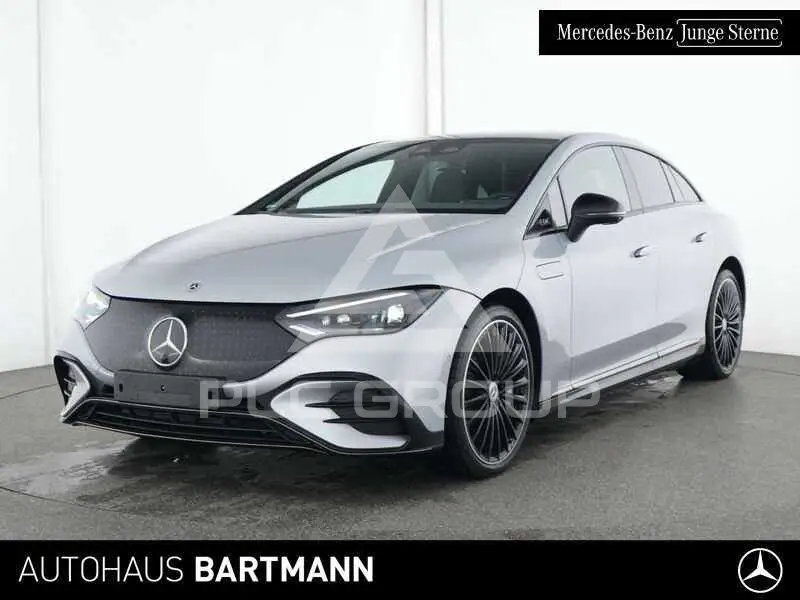 2025 Mercedes Benz EQE