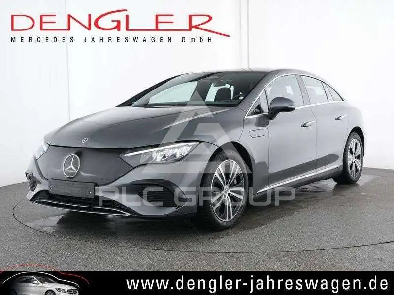 2025 Mercedes Benz EQE